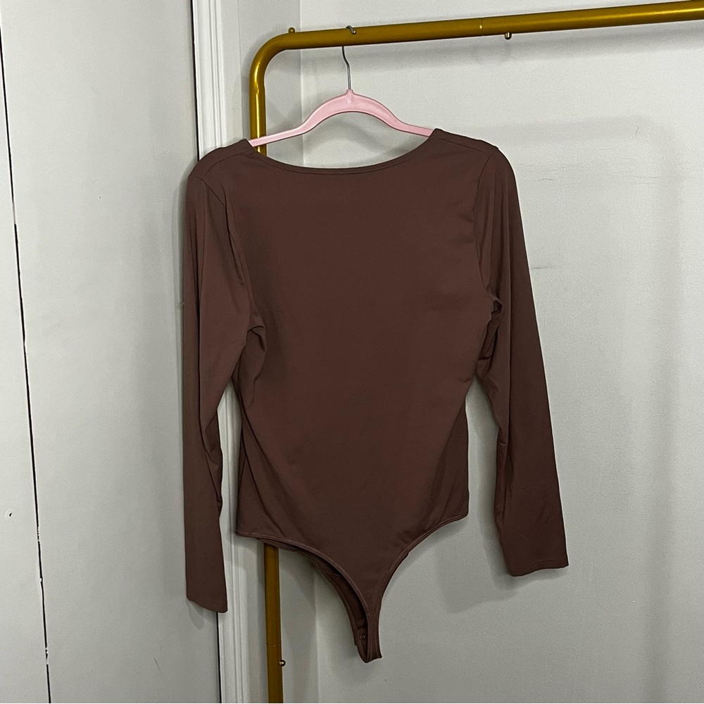 Abercrombie Soft A&F Seamless Matte Crewneck Long… - image 5